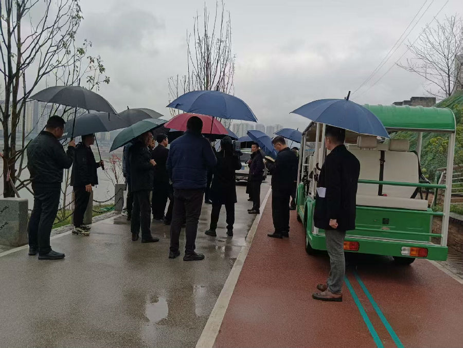 2025年3月17日，两台观光车租赁给重庆万治建设有限公司的客户，用于接待领导