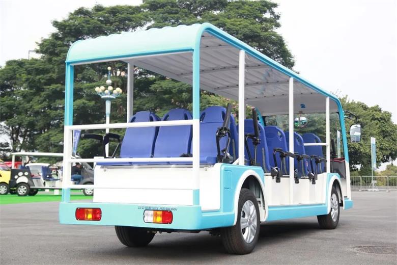 大型挖掘机 EC-600